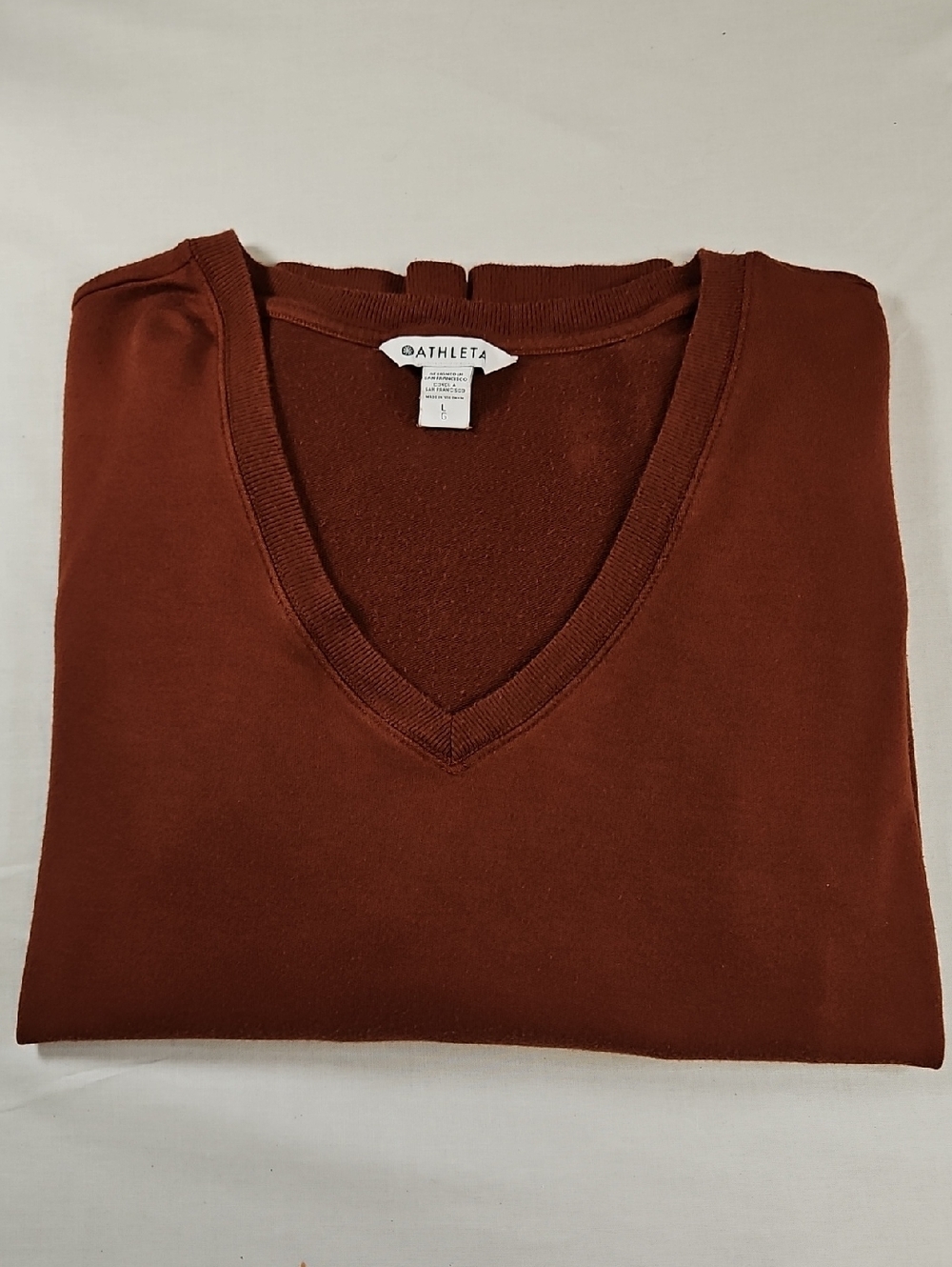 Athleta Sunrise V Neck Sweatshirt, Size Large, Color Is Rust/Brown - Picture 14 of 14
